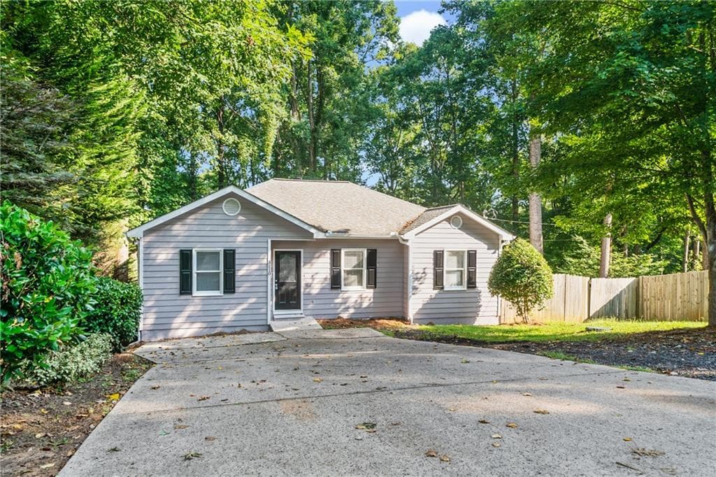 4 bedroom, 2 bathroom, 1,280 sq ft single family residence sold at 3110 Imperial Drive, Cumming, GA 30041