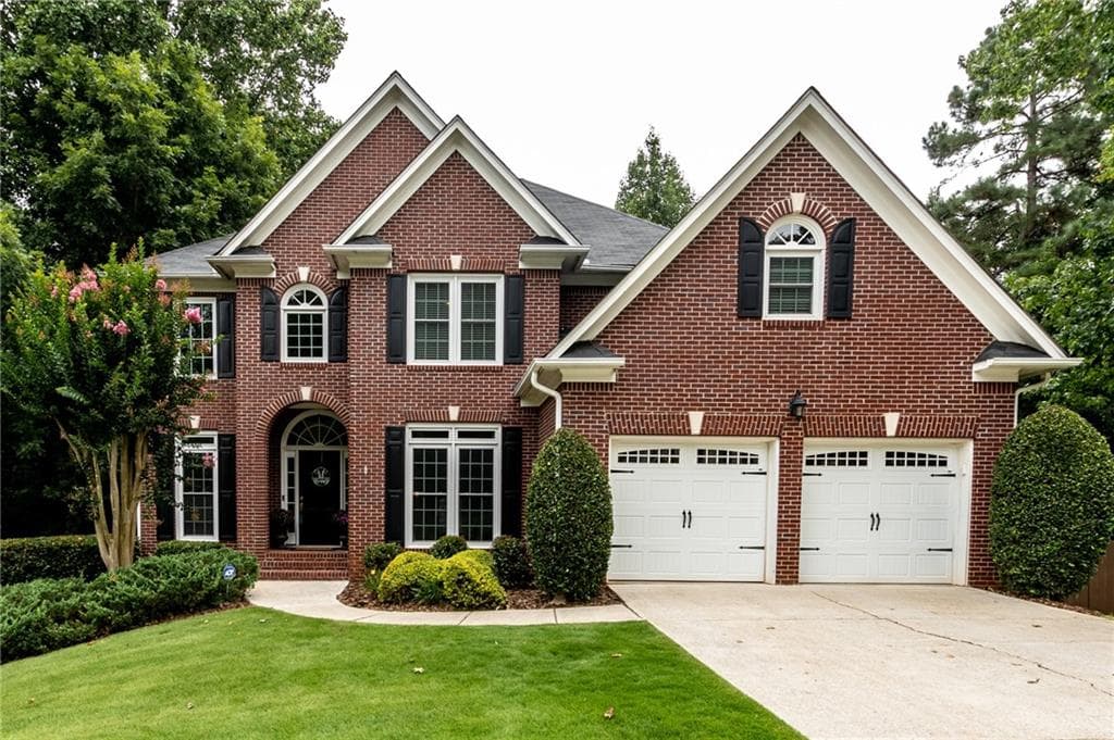 5 bedroom, 4 bathroom, 4,241 sq ft single family residence sold at 825 River Cove Drive, Dacula, GA 30019