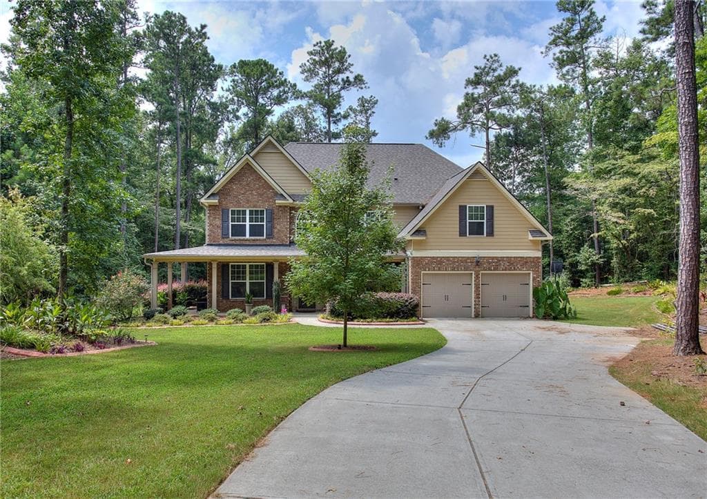4 bedroom, 4 bathroom, 3,847 sq ft single family residence sold at 5210 Blackheath Way, Fairburn, GA 30213