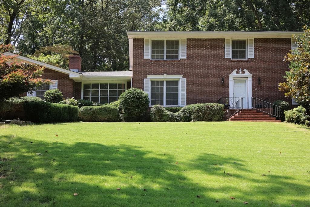 5 bedroom, 3 bathroom, 2,668 sq ft single family residence sold at 3321 Elm Creek Drive, Marietta, GA 30064