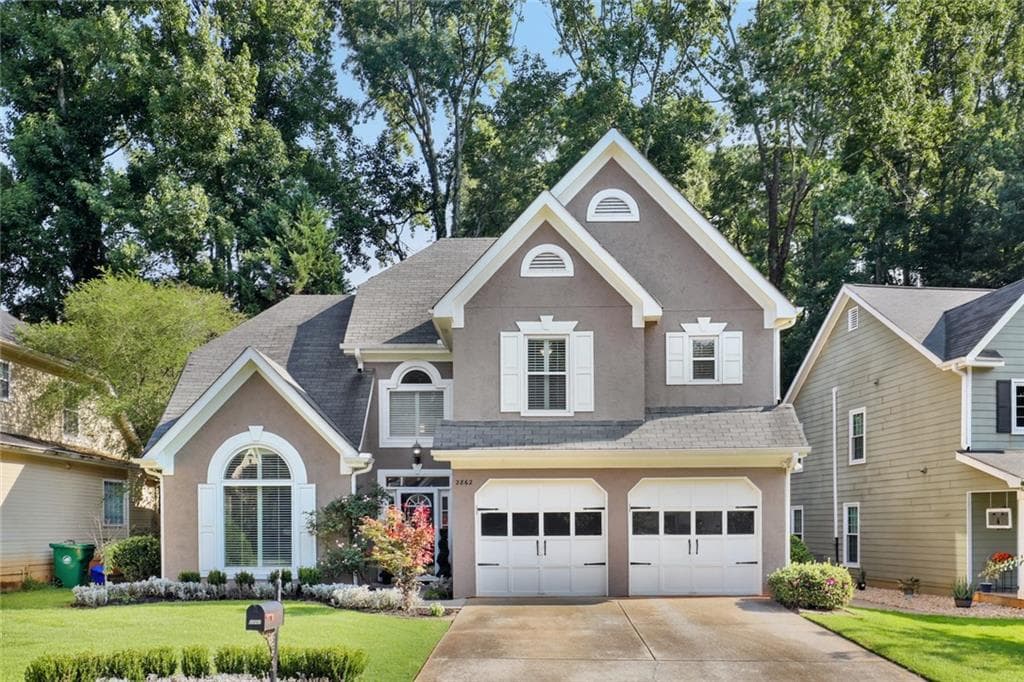 2862 Royal Bluff, Decatur, GA 30030 — most recent listing photo