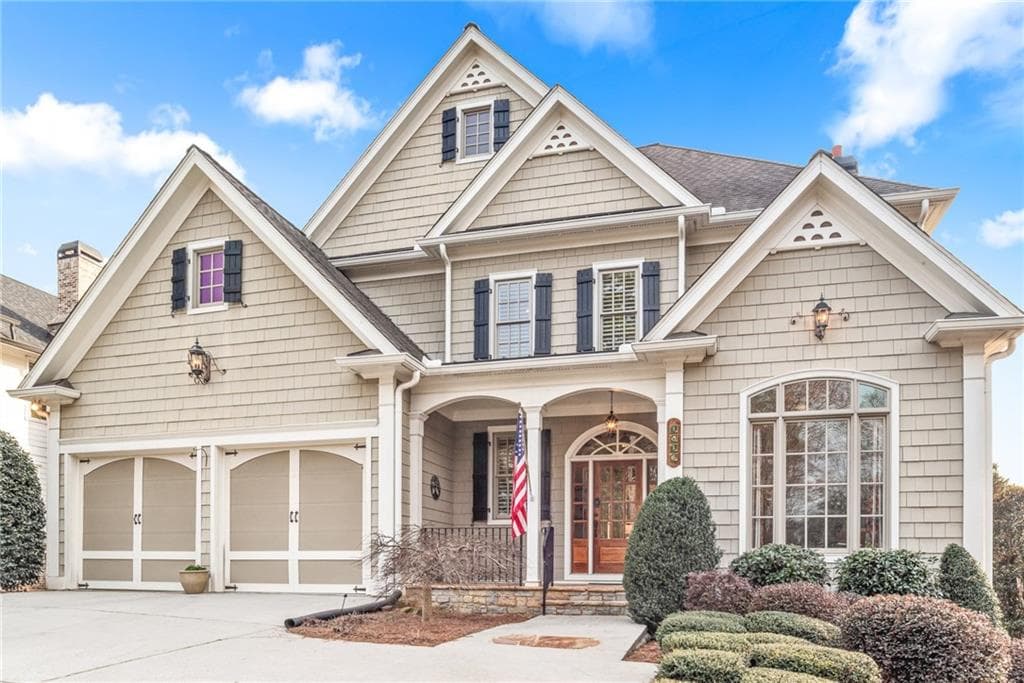 6 bedroom, 7 bathroom, 4,747 sq ft single family residence sold at 1816 Rosalind Drive, Atlanta, GA 30329