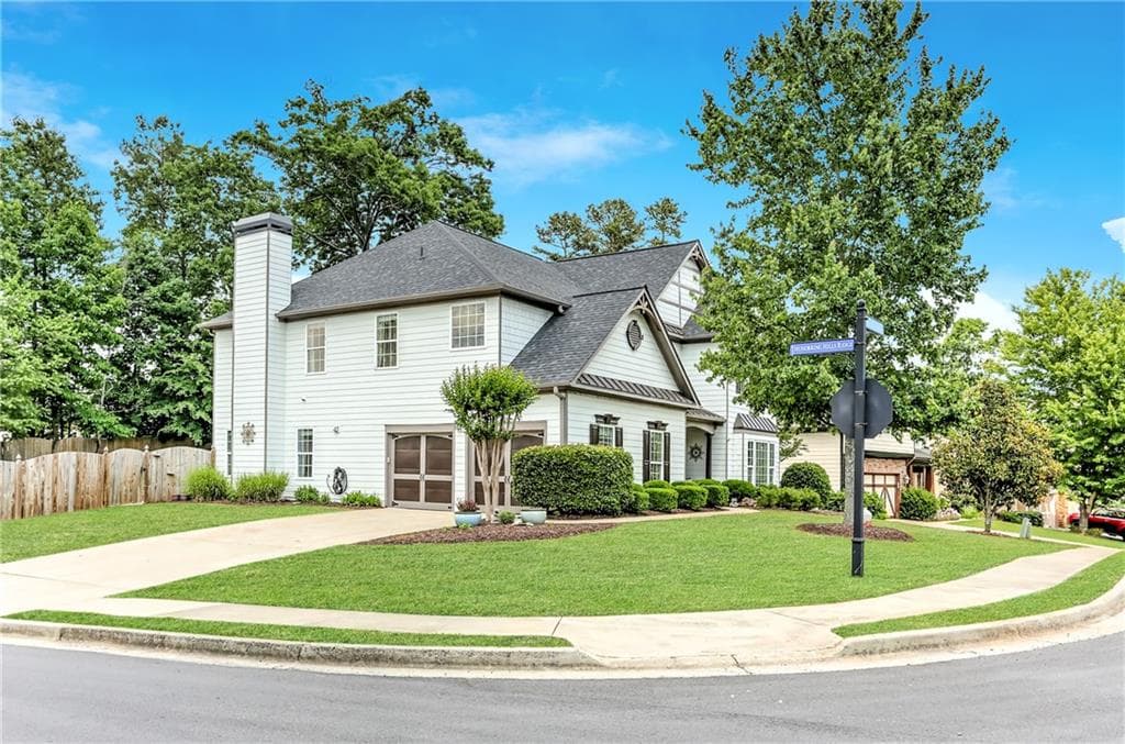 4 bedroom, 3 bathroom, 3,499 sq ft single family residence sold at 102 THUNDERING HILLS Ridge, Canton, GA 30114