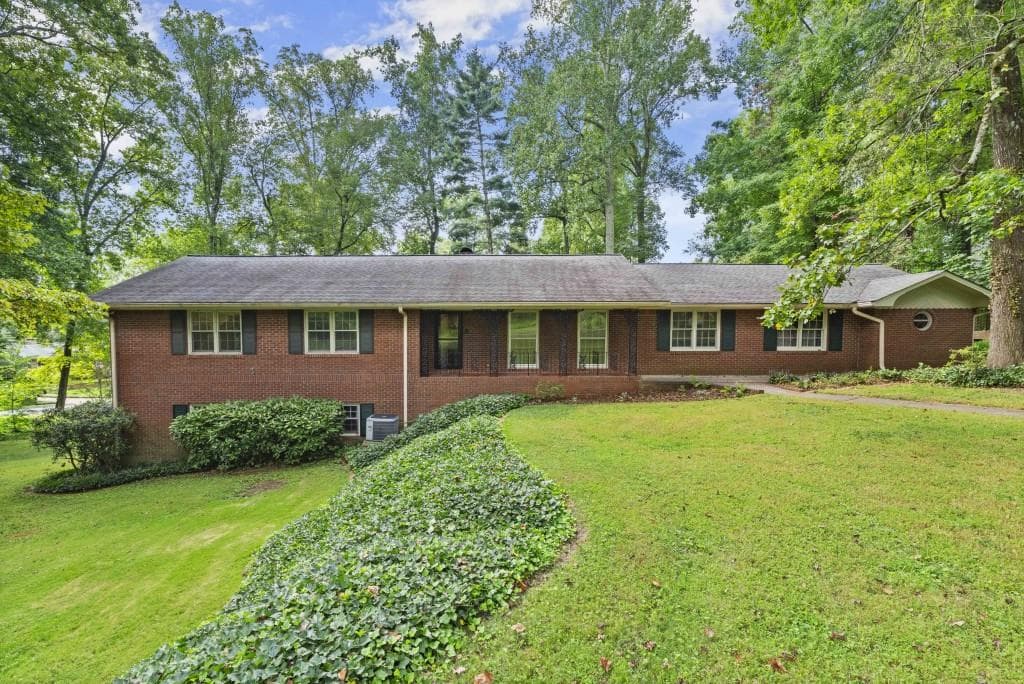 381 Keeler Woods Drive, Marietta, GA 30064 — most recent listing photo