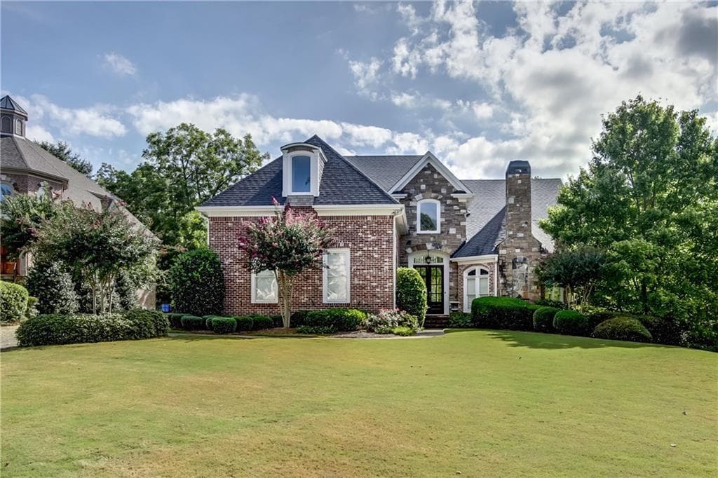 3955 White Horse Lane, Smyrna, GA 30080 — most recent listing photo