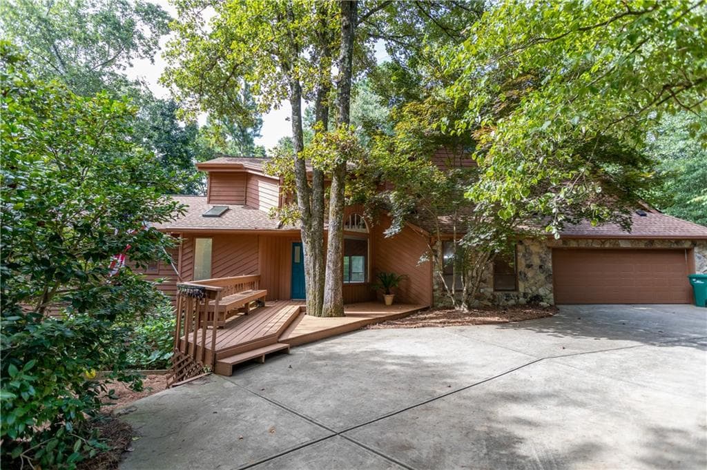 3791 Galloway Drive, Roswell, GA 30075 — most recent listing photo