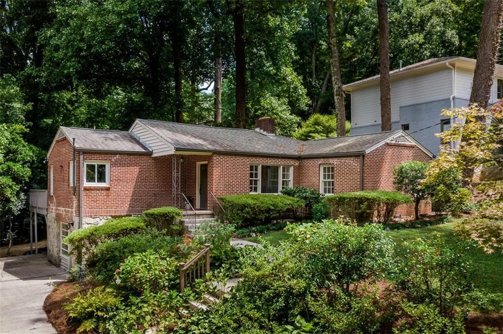 3 bedroom, 3 bathroom, 2,022 sq ft single family residence sold at 307 Vickers Drive, Atlanta, GA 30307