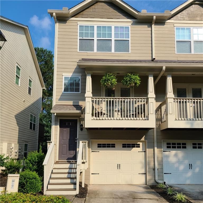 3 bedroom, 3 bathroom, 1,326 sq ft townhouse sold at 1113 Liberty Parkway, Atlanta, GA 30318