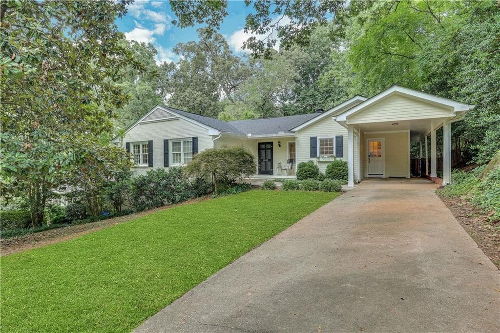 4 bedroom, 3 bathroom, 3,137 sq ft single family residence sold at 1033 Northcliffe Drive, Atlanta, GA 30318