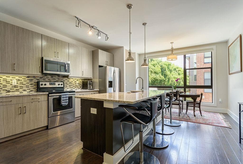 955 MODA Drive, Atlanta, GA 30316 — most recent listing photo