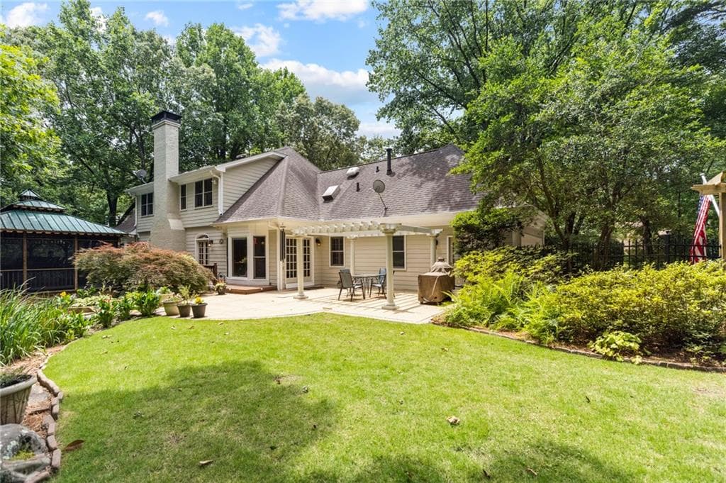 250 Cameron Ridge Drive, Sandy Springs, GA 30328 — most recent listing photo
