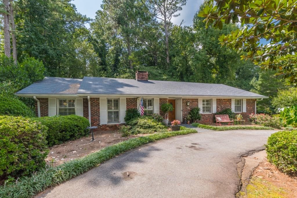 3485 Parkview Drive, College Park, GA 30337 — most recent listing photo