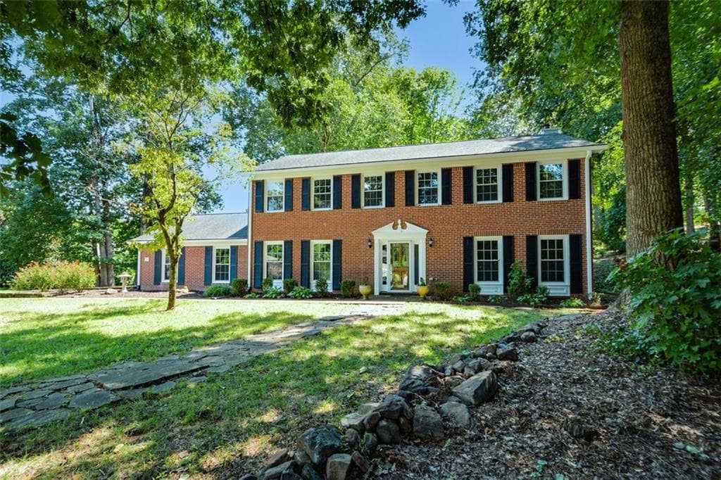 780 ANNA Lane, Alpharetta, GA 30004 — most recent listing photo