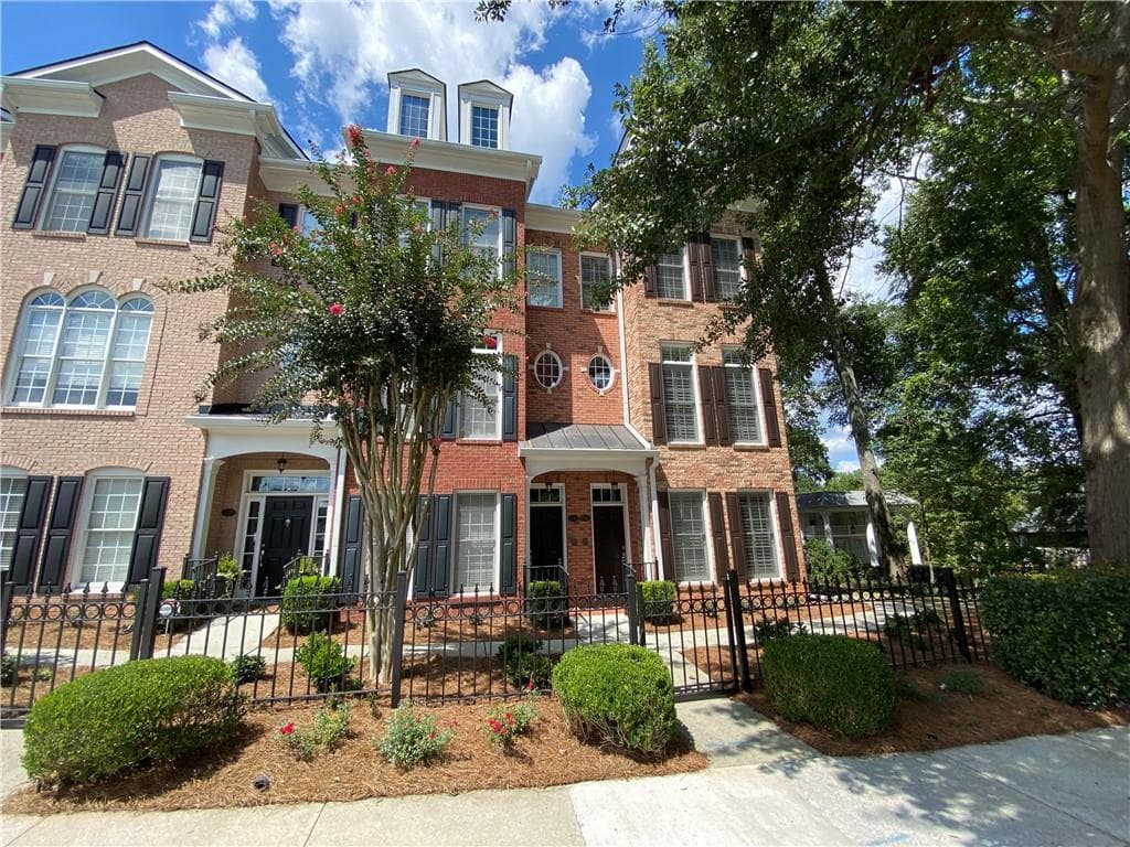 2 bedroom, 4 bathroom, 2,030 sq ft townhouse sold at 2583 Brookhaven Chase Lane, Brookhaven, GA 30319