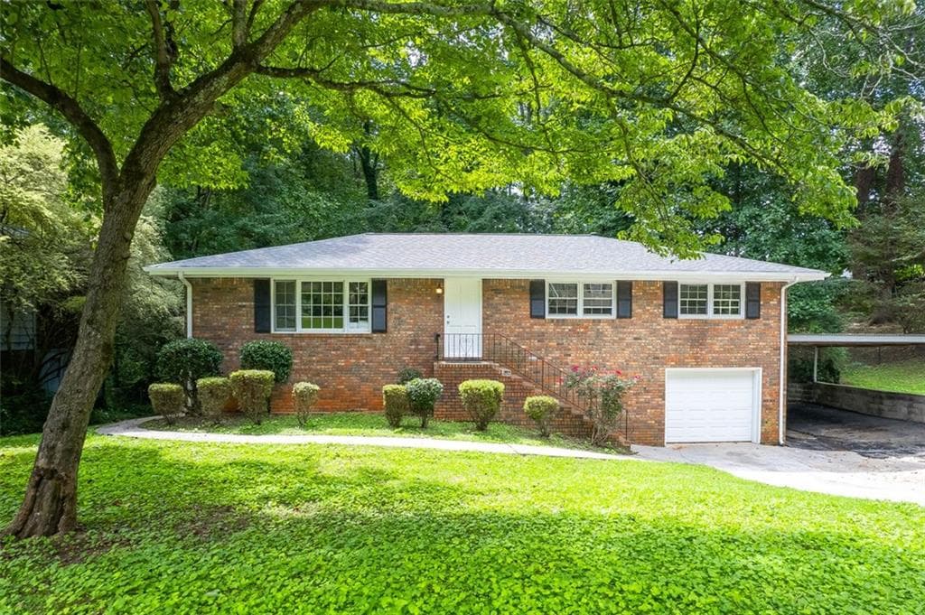 2881 OLD CARRIAGE Drive, Marietta, GA 30060 — most recent listing photo