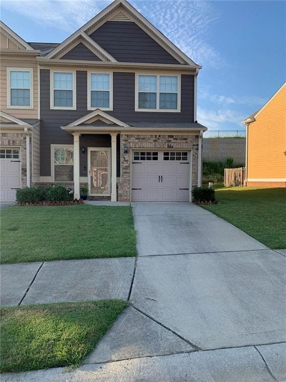 3 bedroom, 3 bathroom, 1,756 sq ft townhouse sold at 2386 Capella Circle, Atlanta, GA 30331