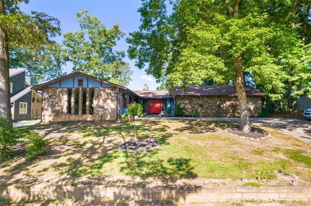 4 bedroom, 2 bathroom, 3,098 sq ft single family residence sold at 5742 Harbor Drive, Buford, GA 30518