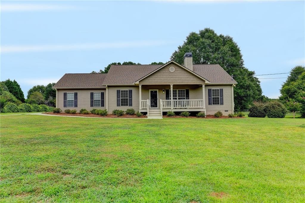 3 bedroom, 2 bathroom, 1,564 sq ft single family residence sold at 3660 Willowwind Court, Loganville, GA 30052