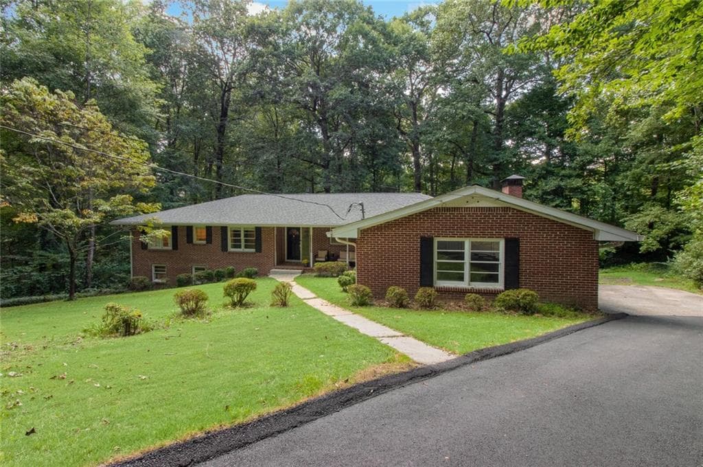 1990 Tall Tree Drive, Brookhaven, GA 30324 — most recent listing photo
