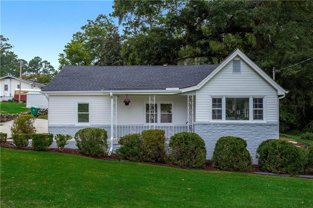 529 Griffith Drive, Palmetto, GA 30268 — most recent listing photo