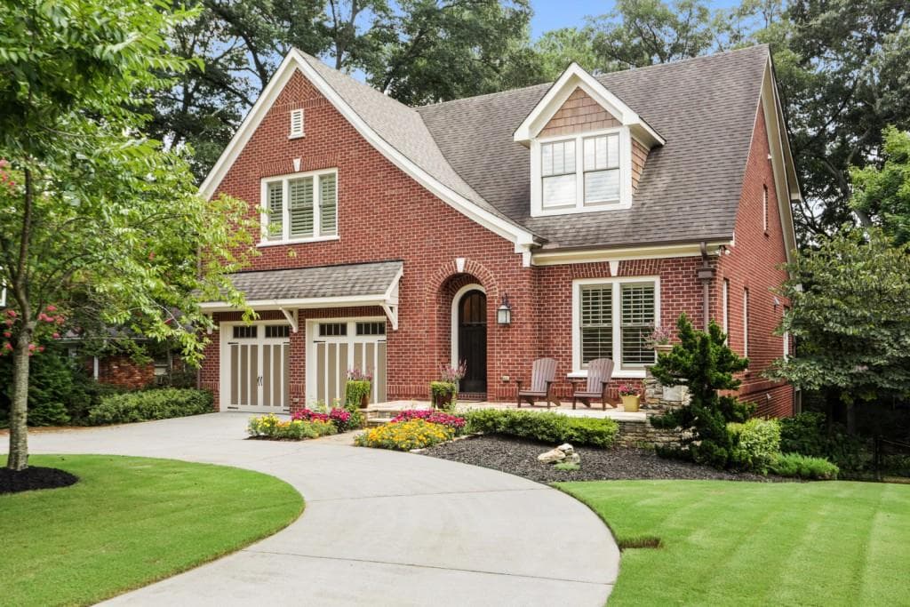 6 bedroom, 5 bathroom, 5,682 sq ft single family residence sold at 3553 Rockhaven Circle, Atlanta, GA 30324 — photo 1 of 1