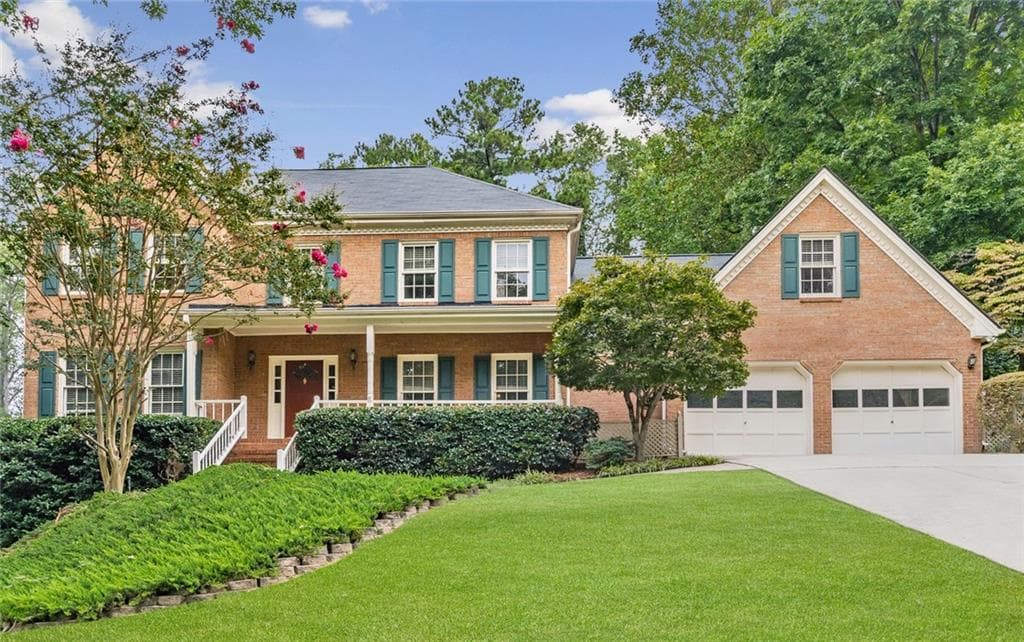 4 bedroom, 3 bathroom, 2,734 sq ft single family residence sold at 2563 Bridgewood Lane, Snellville, GA 30078