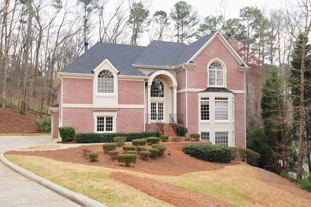 3920 Glenhurst Drive, Smyrna, GA 30080 — most recent listing photo