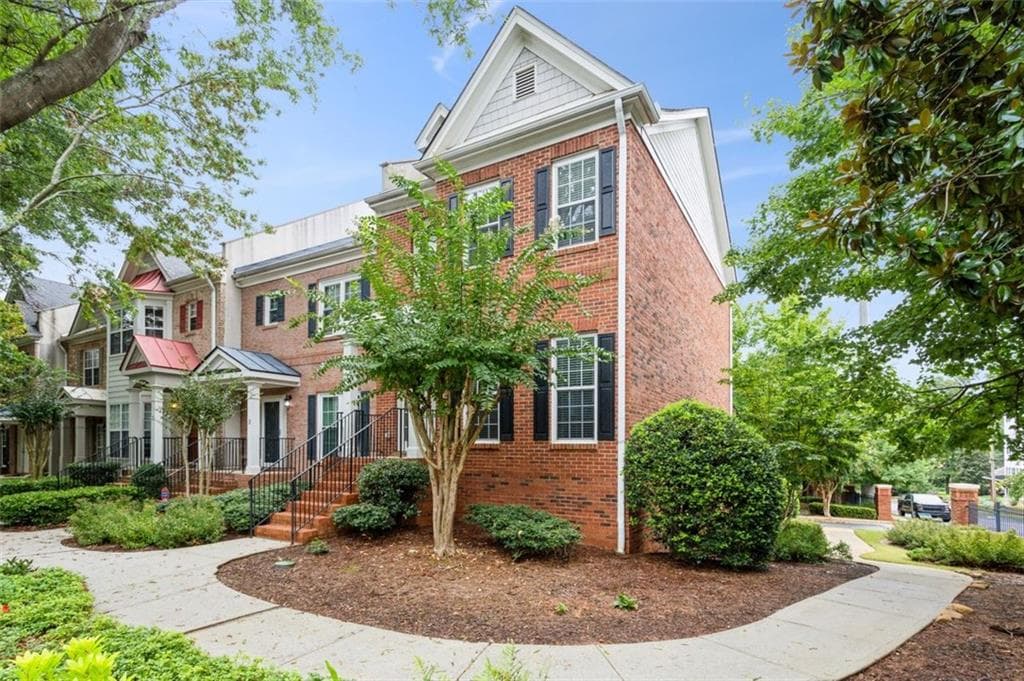 3 bedroom, 4 bathroom, 1,803 sq ft townhouse sold at 110 S COLUMBIA Drive 1, Decatur, GA 30030