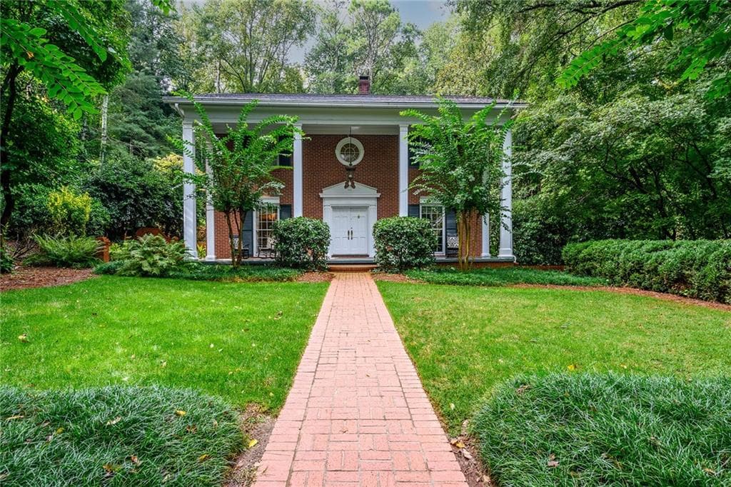 392 Chinquapin Drive, Marietta, GA 30064 — most recent listing photo