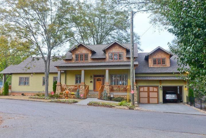 3296 Madison Street, College Park, GA 30337 — most recent listing photo