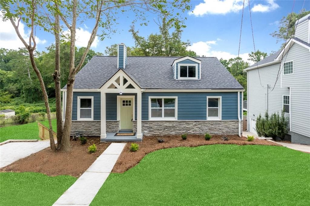 4 bedroom, 4 bathroom, 2,238 sq ft single family residence sold at 422 HOLLY Street, Atlanta, GA 30318