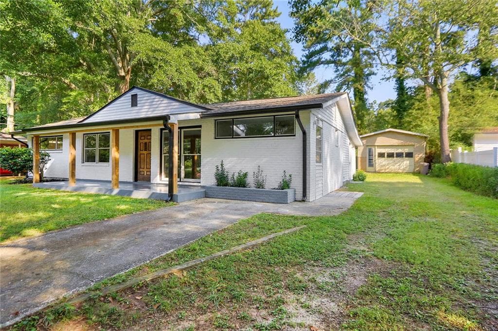 4 bedroom, 2 bathroom, 1,500 sq ft single family residence sold at 3124 Brook Drive, Decatur, GA 30033