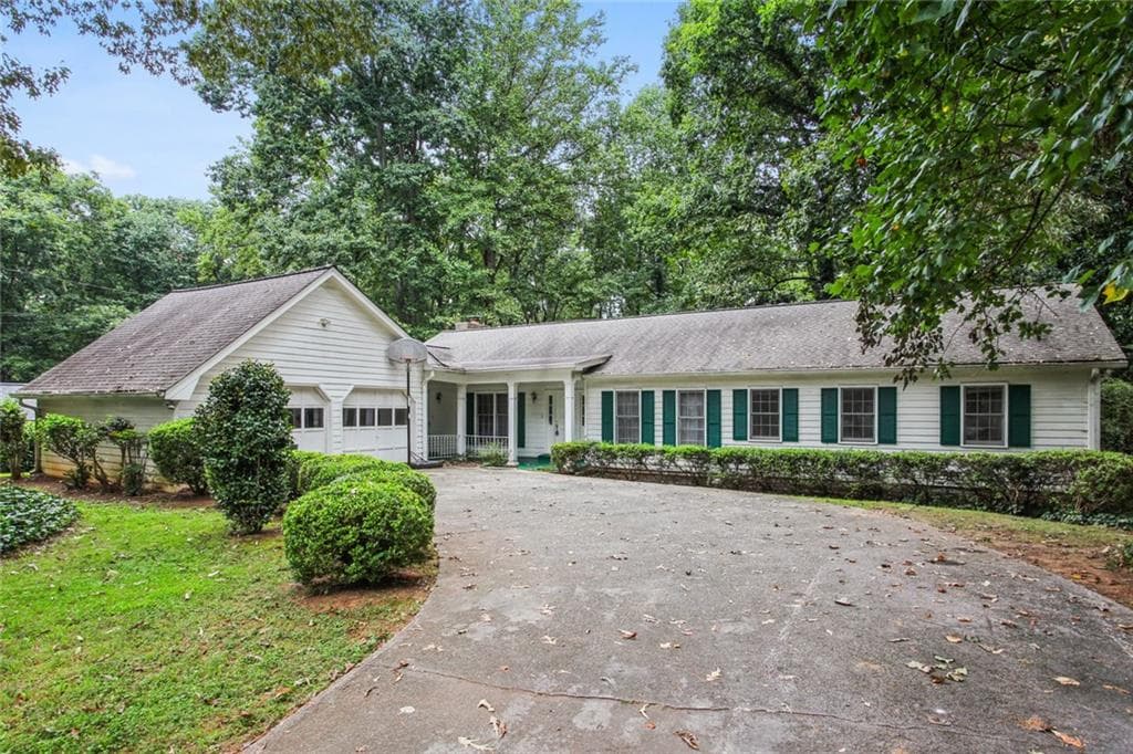 234 Devonwood Drive, Sandy Springs, GA 30328 — most recent listing photo