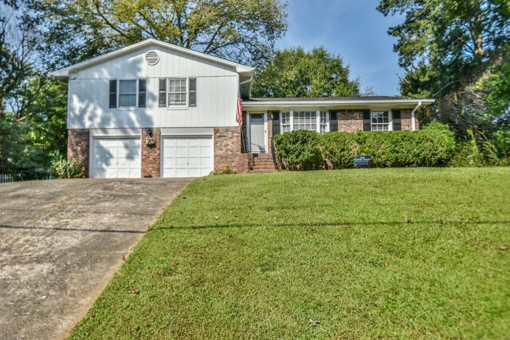 2965 Fredrick Drive, Marietta, GA 30062 — most recent listing photo