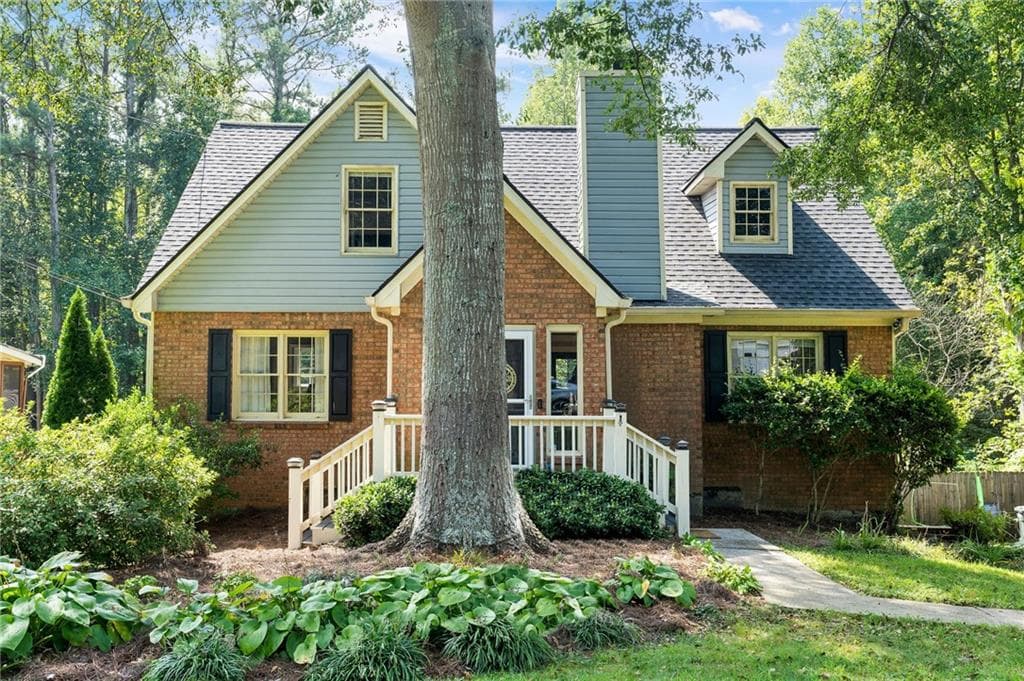 4 bedroom, 3 bathroom, 2,295 sq ft single family residence sold at 3110 Calumet Circle, Kennesaw, GA 30152