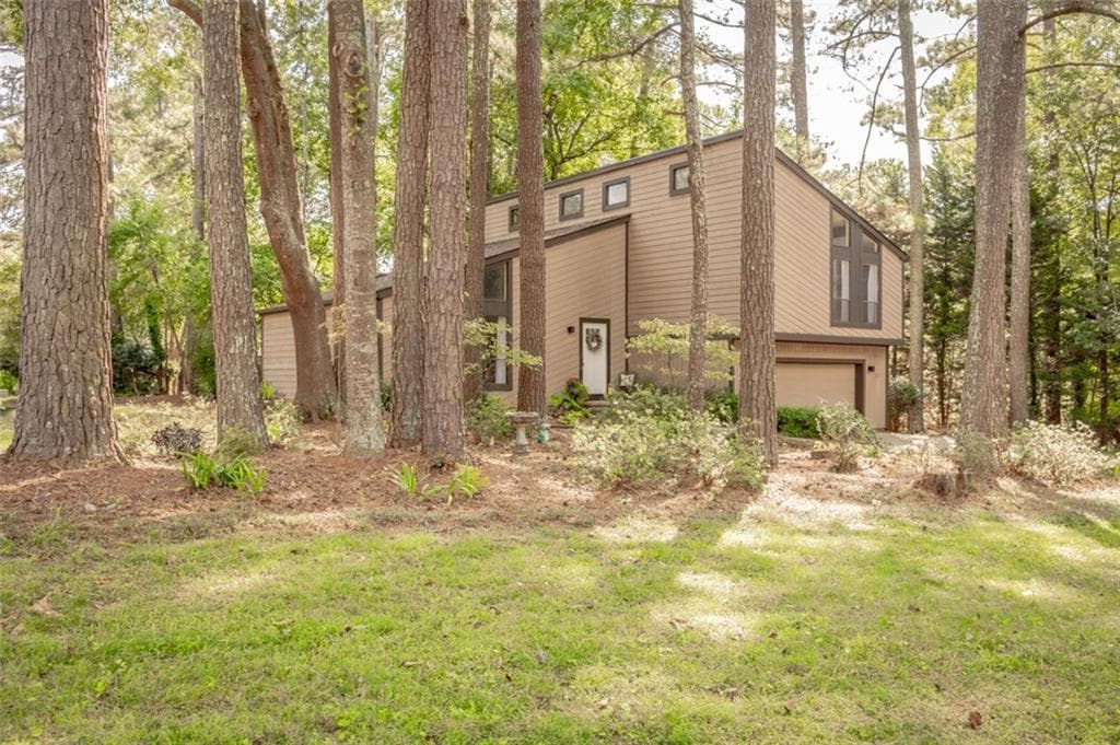 210 Trailmore Court, Roswell, GA 30076 — most recent listing photo