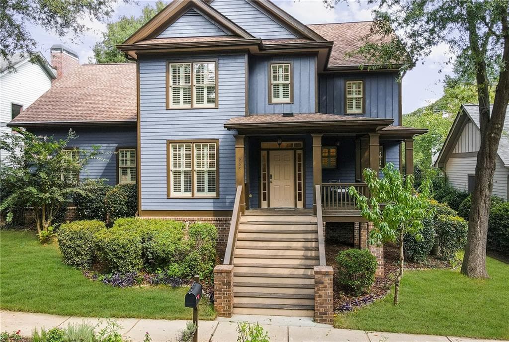 4 bedroom, 3 bathroom, 2,628 sq ft single family residence sold at 962 Grant Cove Place, Atlanta, GA 30315