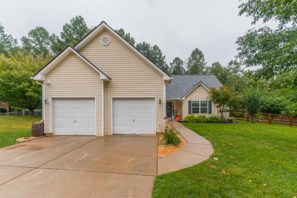 89 Oak Ridge Drive, Dawsonville, GA 30534 — most recent listing photo