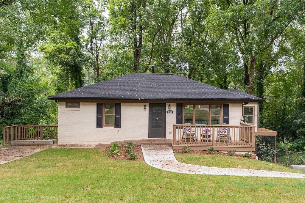 4 bedroom, 3 bathroom, 1,900 sq ft single family residence sold at 2156 DORIS Drive, Decatur, GA 30034