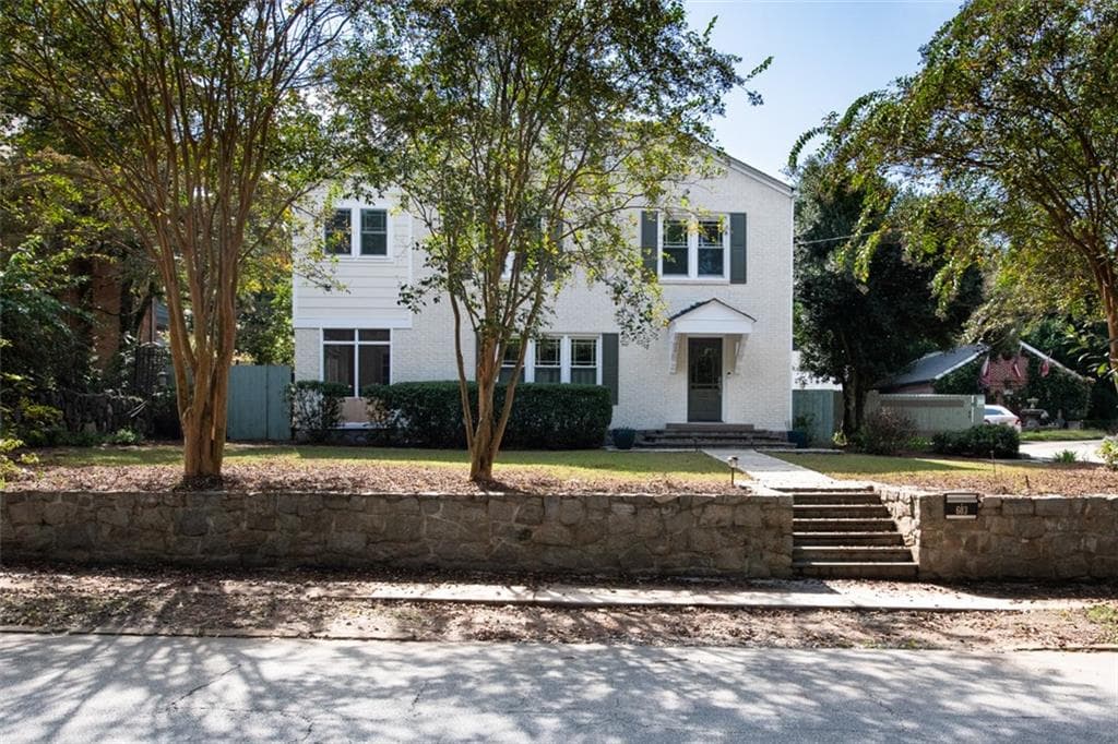 4 bedroom, 4 bathroom, 3,100 sq ft single family residence sold at 603 E Ponce De Leon Avenue, Decatur, GA 30030
