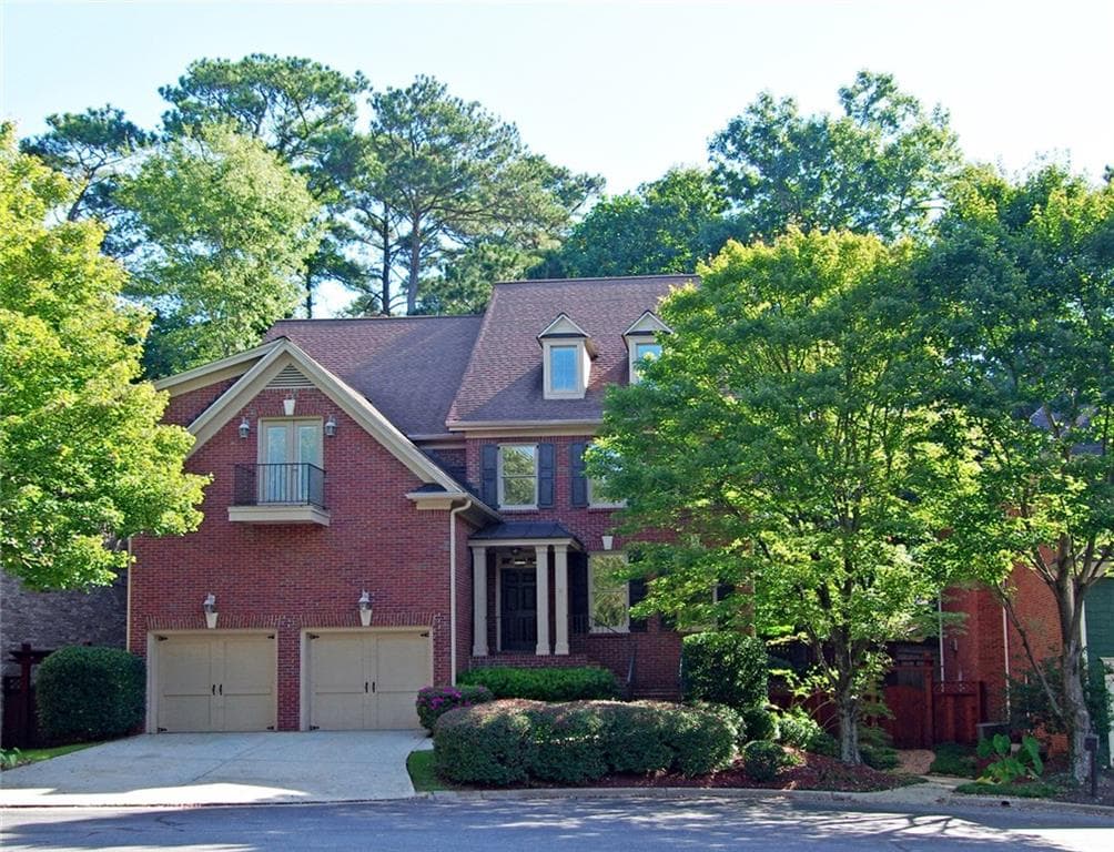 2271 Briarcliff Commons, Atlanta, GA 30345 — most recent listing photo