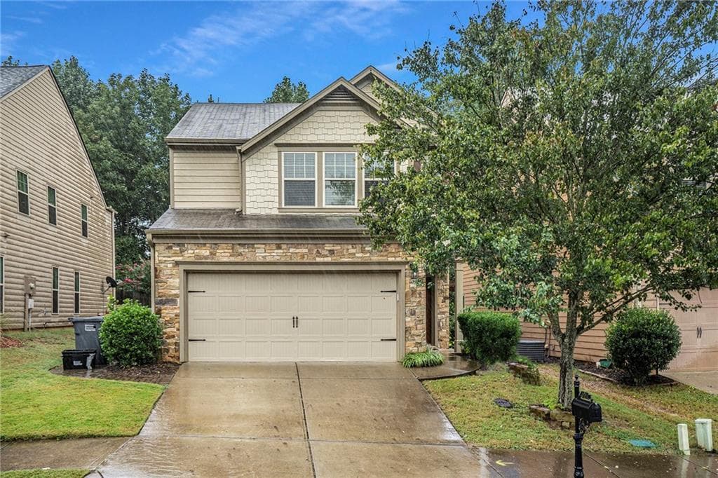 5885 Weddington Drive, Cumming, GA 30040 — most recent listing photo