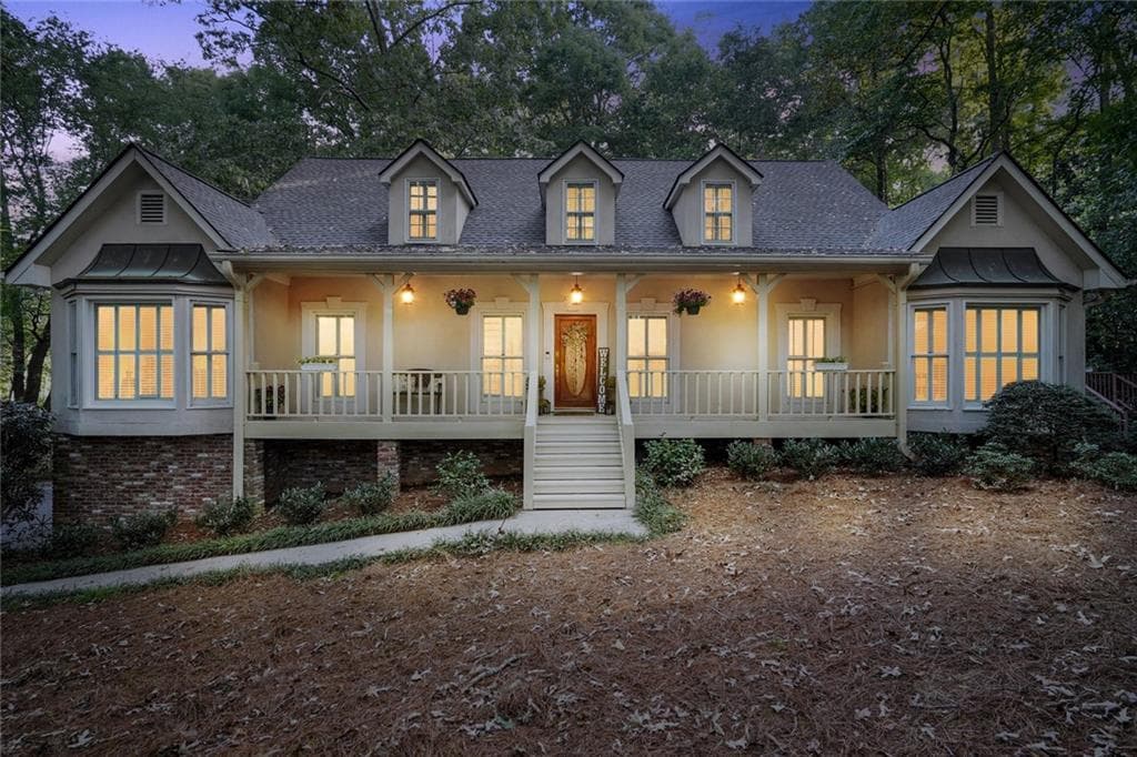 2850 Spalding Drive, Sandy Springs, GA 30350 — most recent listing photo