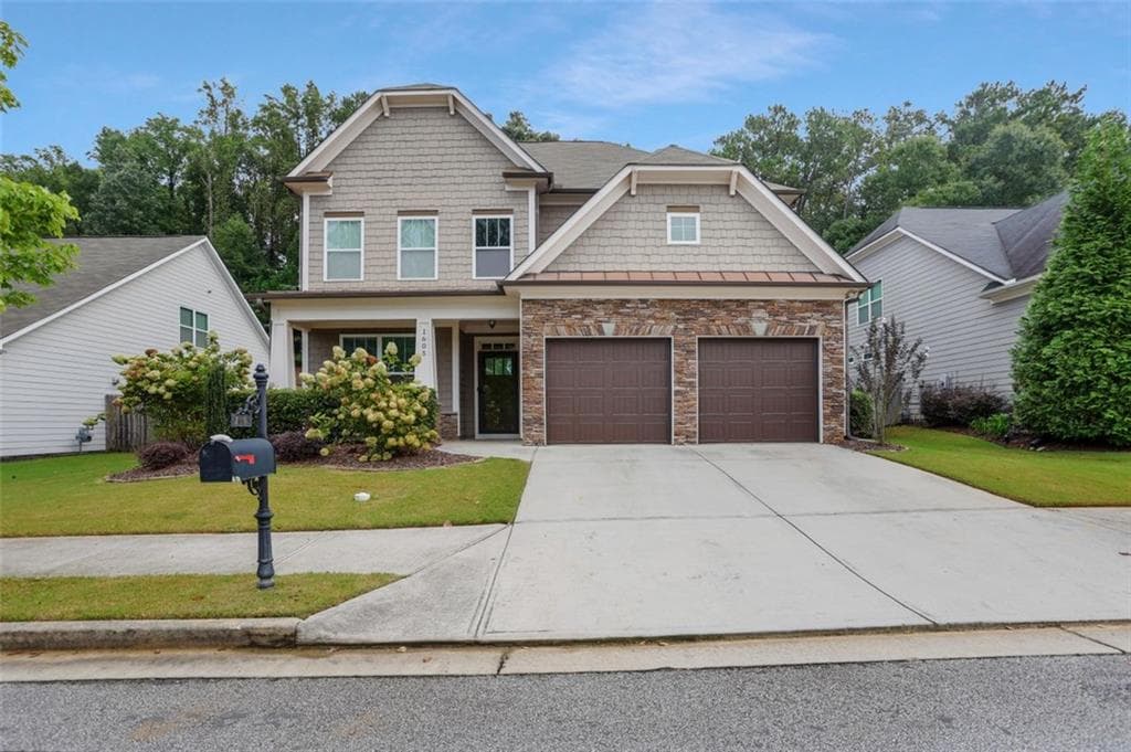 3 bedroom, 3 bathroom, 2,428 sq ft single family residence sold at 1605 Drew Drive, Atlanta, GA 30318