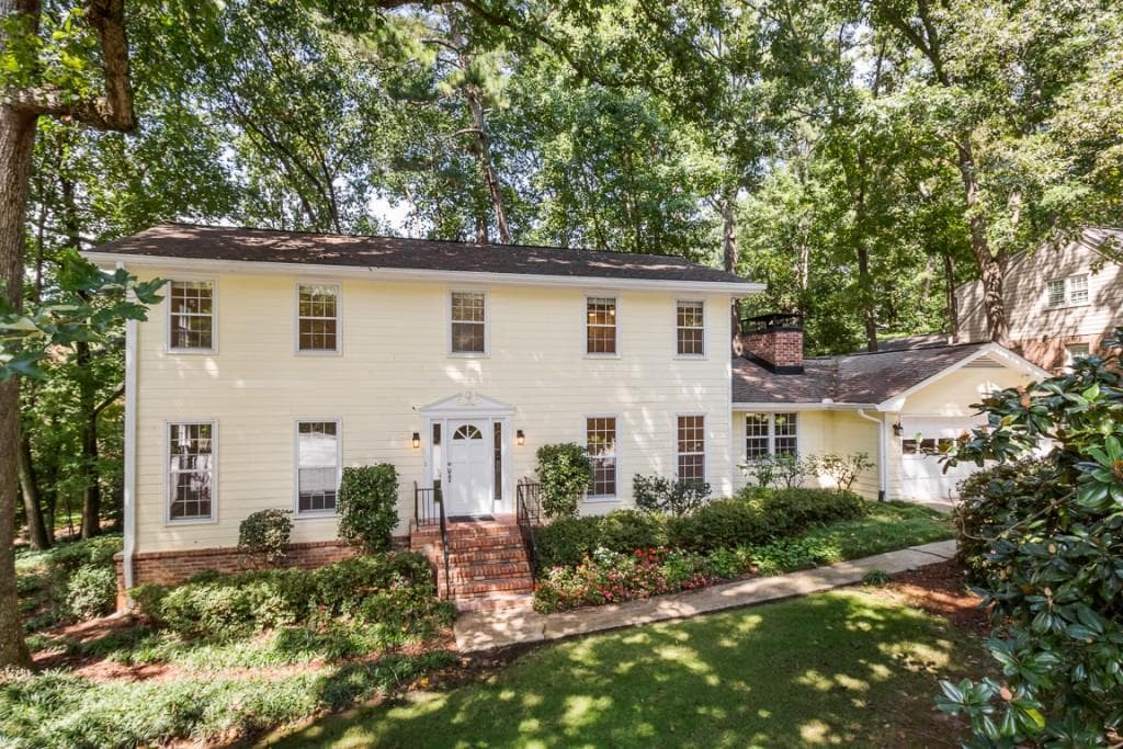 4 bedroom, 4 bathroom, 2,312 sq ft single family residence sold at 3398 Wynnton Drive, Brookhaven, GA 30319