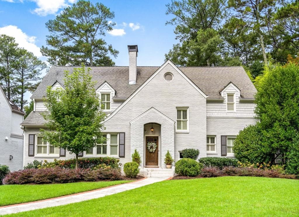 4 bedroom, 4 bathroom, 3,708 sq ft single family residence sold at 1732 Johnson Road, Atlanta, GA 30306