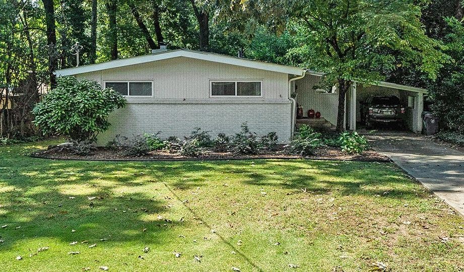 3 bedroom, 2 bathroom, 1,150 sq ft single family residence sold at 3434 ALISON Drive, Atlanta, GA 30340
