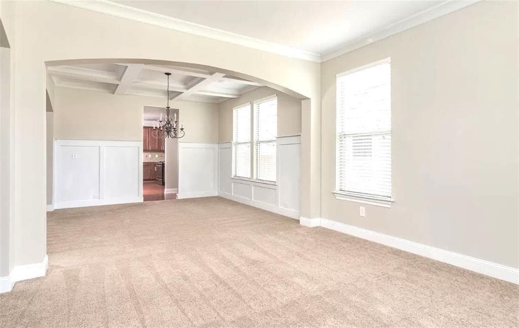 5 bedroom, 3 bathroom, 3,516 sq ft single family residence under contract at 5550 Rialto Way, Cumming, GA 30040 — photo 3