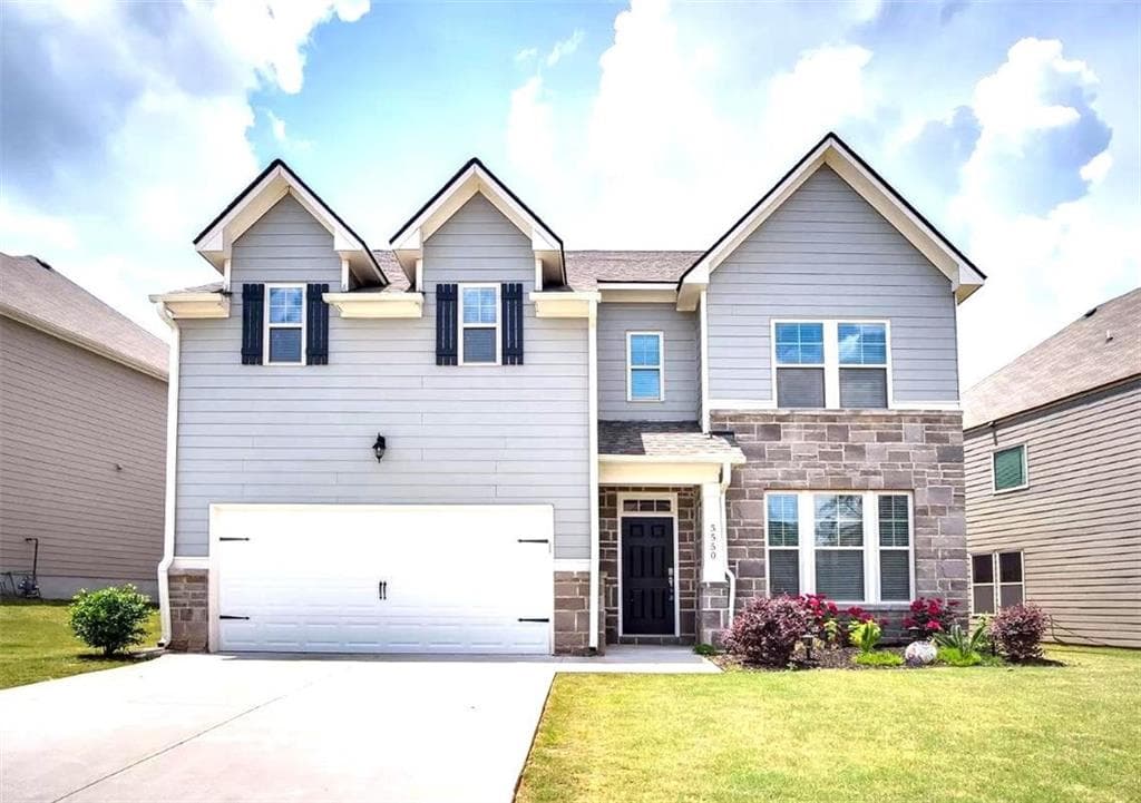 5 bedroom, 3 bathroom, 3,516 sq ft single family residence under contract at 5550 Rialto Way, Cumming, GA 30040