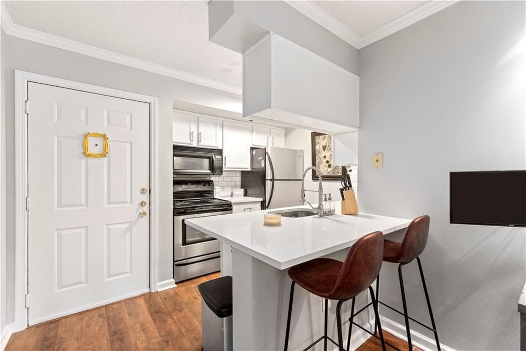 1 bedroom, 1 bathroom, 541 sq ft condominium sold at 795 Hammond Drive 511, Atlanta, GA 30328